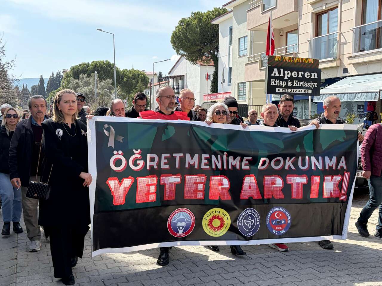 Muğla’da Eğitimciler Ayakta: Öldürülen Fatma Öğretmen İçin İşi Bıraktılar 5